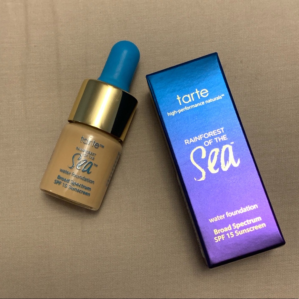 Tarte water foundation 💧